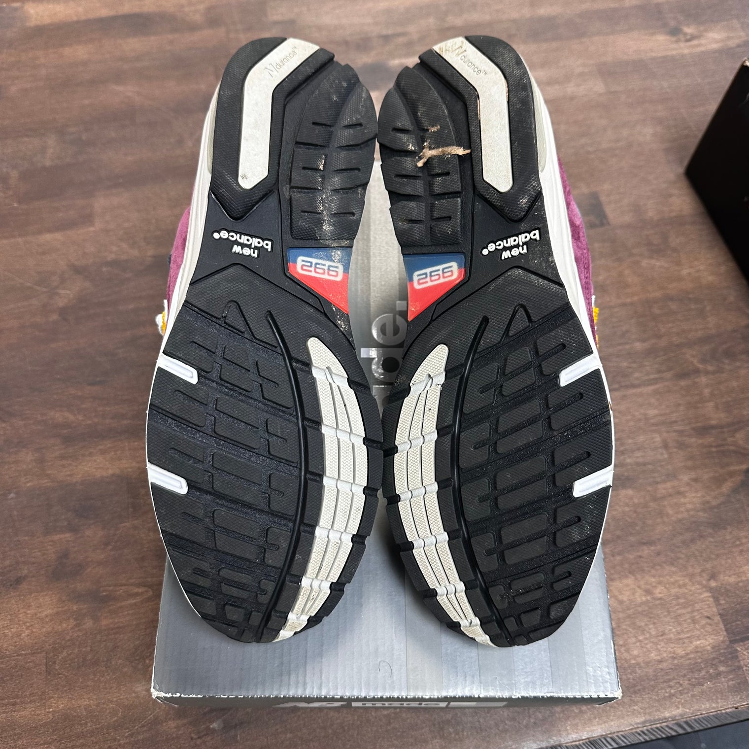 Burgundy Gold New Balance 992 (USED)