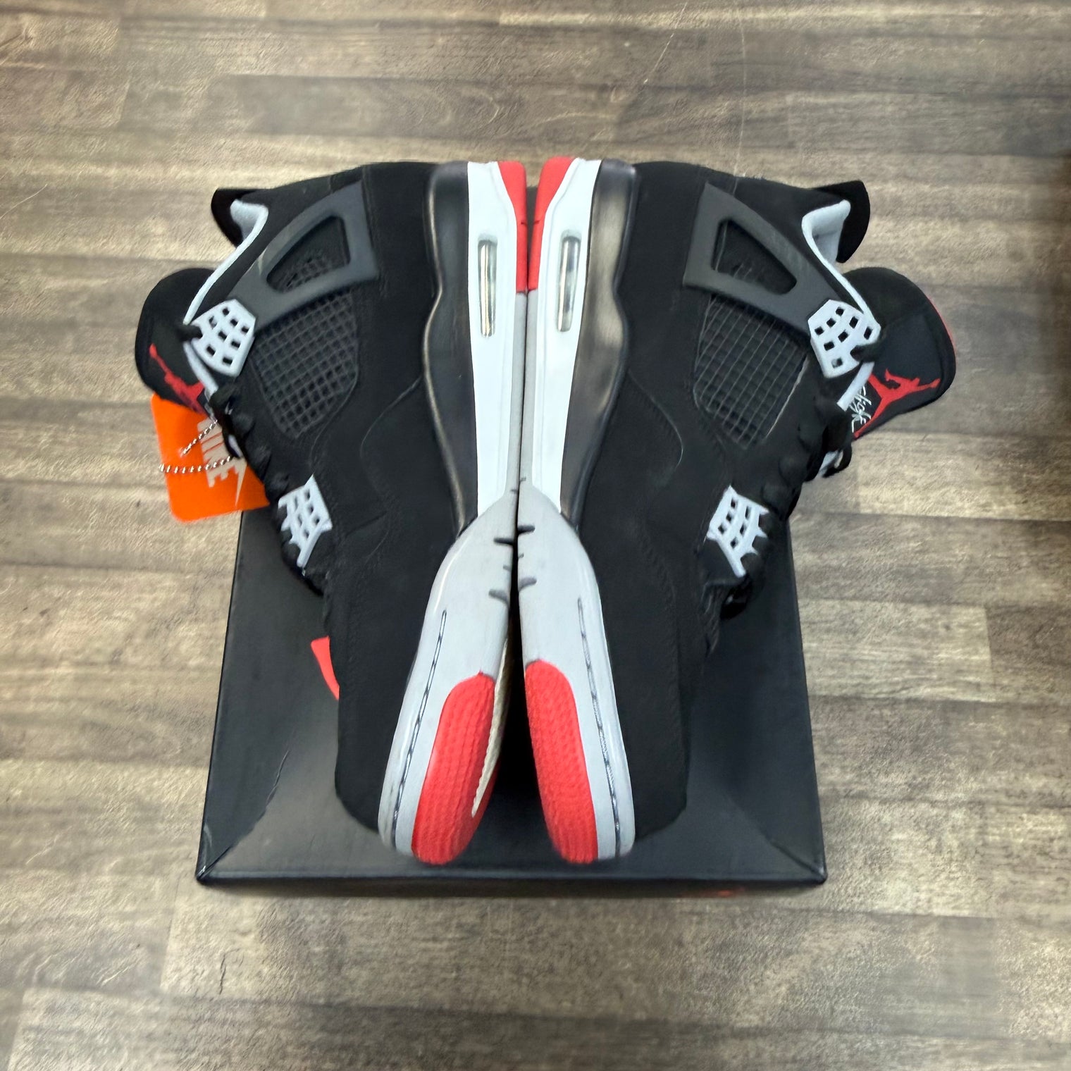 Bred Jordan 4 2019 (USED)