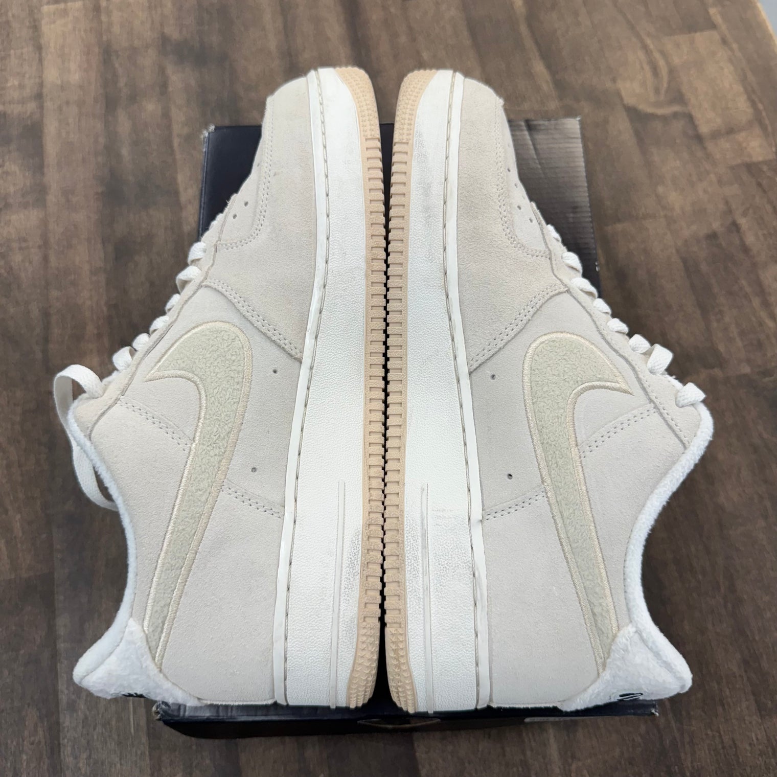 (W) Sanddrift Gum Fleece Air Force 1 (USED)
