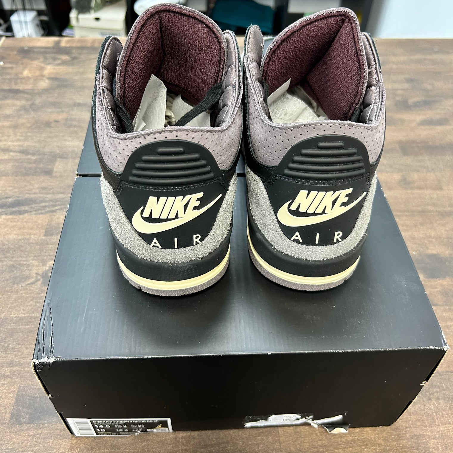 A Ma Maniere Sleeping Jordan 3 (W) (USED)