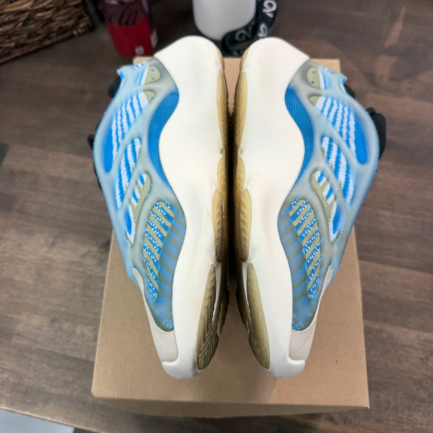 adidas Yeezy 700 V3 Arzareth (USED, No Box)
