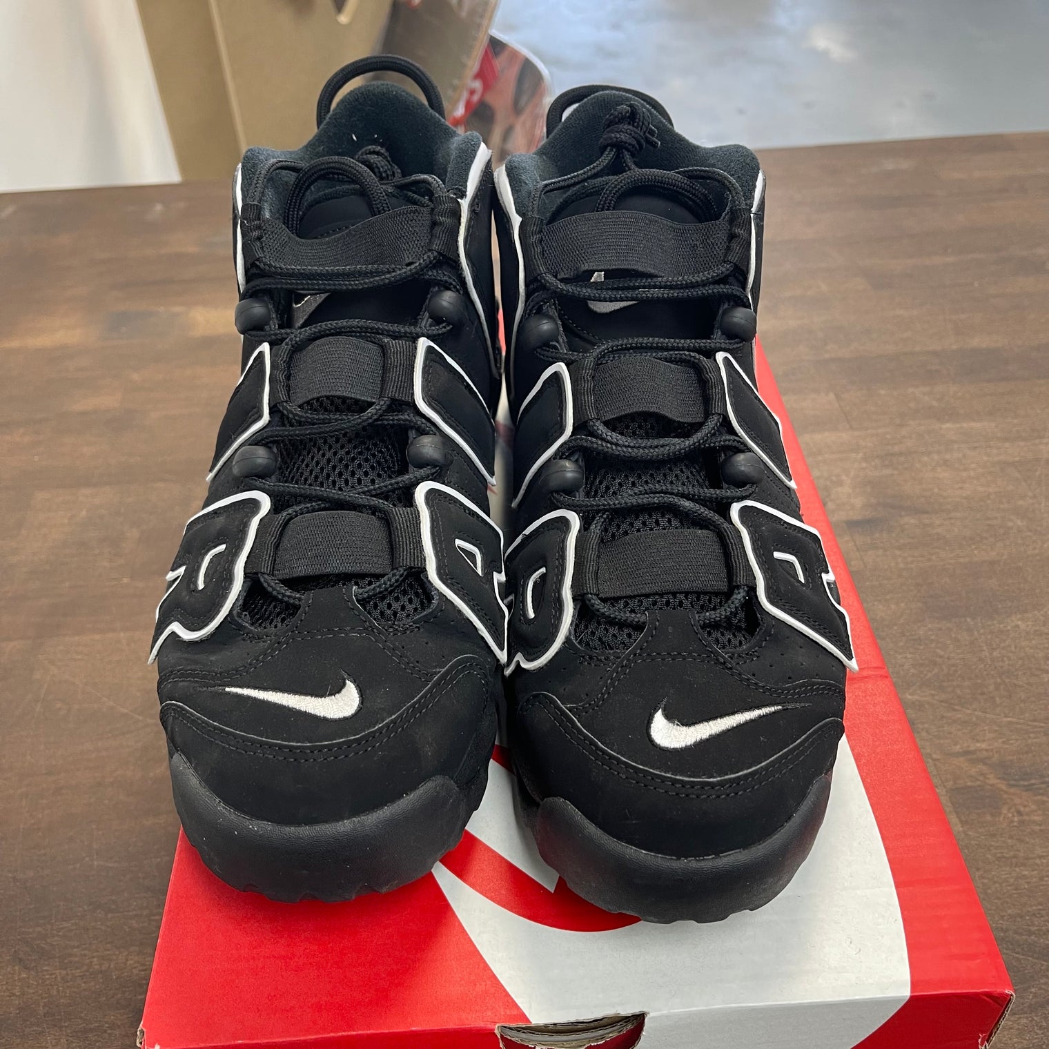 Black White Nike Air Uptempo (USED)