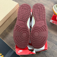 Vintage Red Nike Dunk Low (W) (USED)