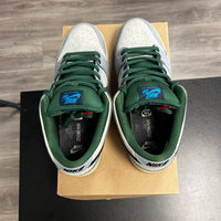 Maple Leaf SB Dunk Low (USED, No box)
