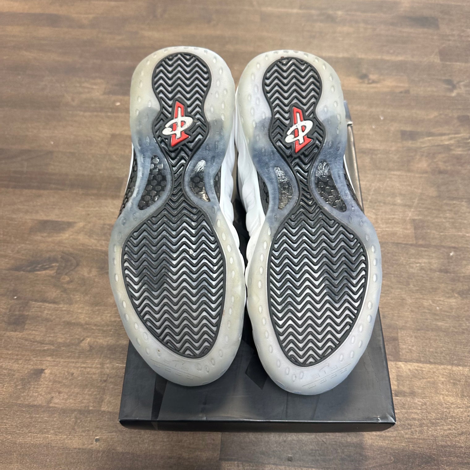 Olympic Air Foamposite One (USED)