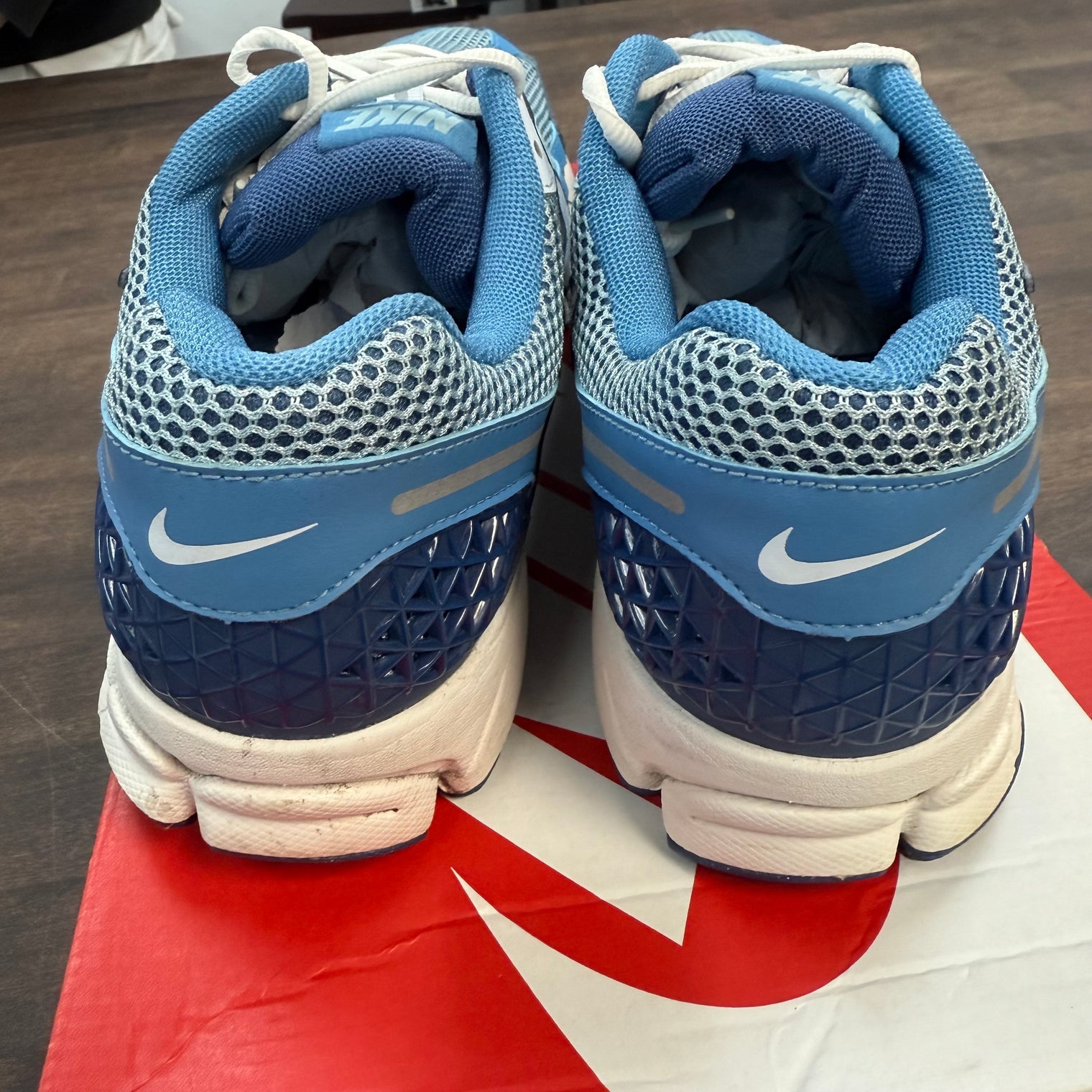 Mystic Navy Worn Blue Vomero 5 (USED)