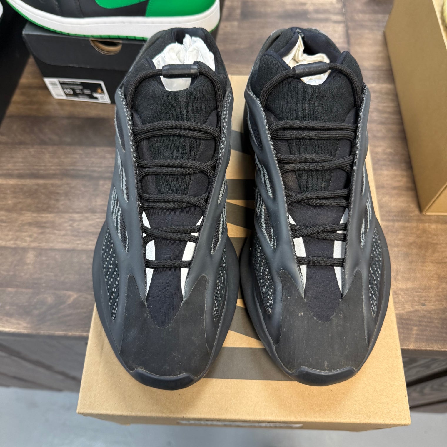 Dark Glow Adidas Yeezy 700 (USED)