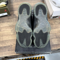 Cap and Gown Jordan 11 Retro (USED)