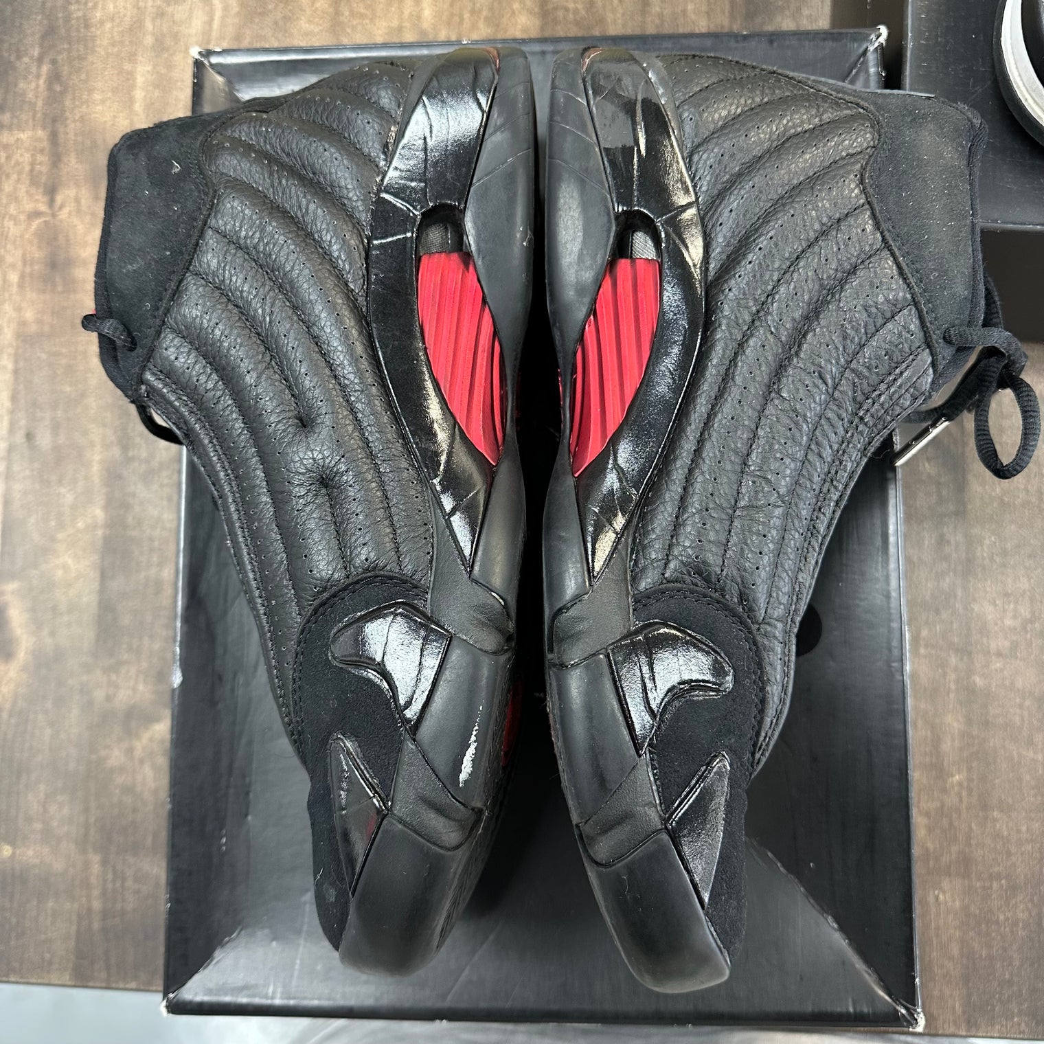 Last Shot Jordan 14 Retro (Used, Replacement Box)