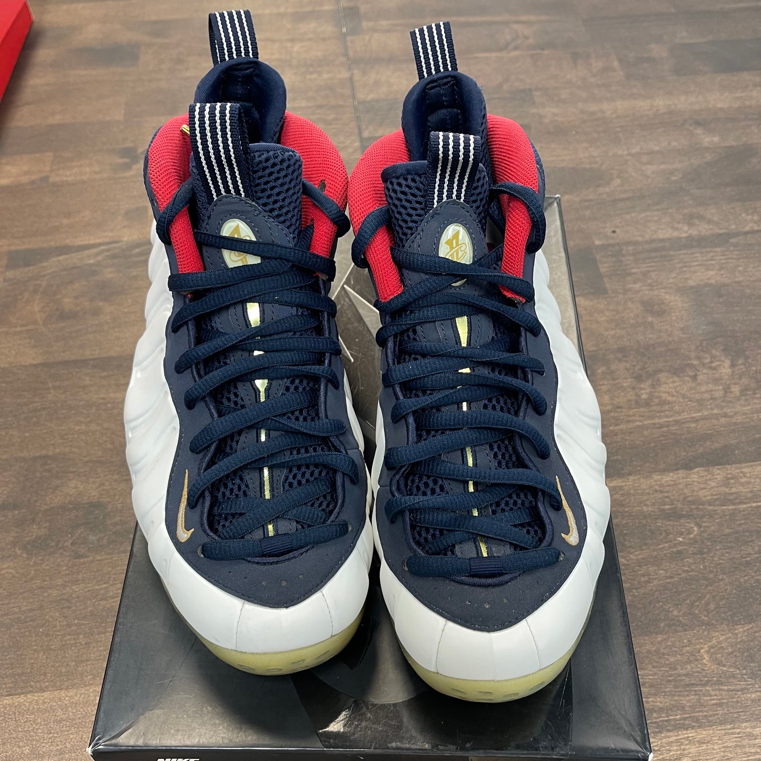 Olympic Nike Foamposite (USED)