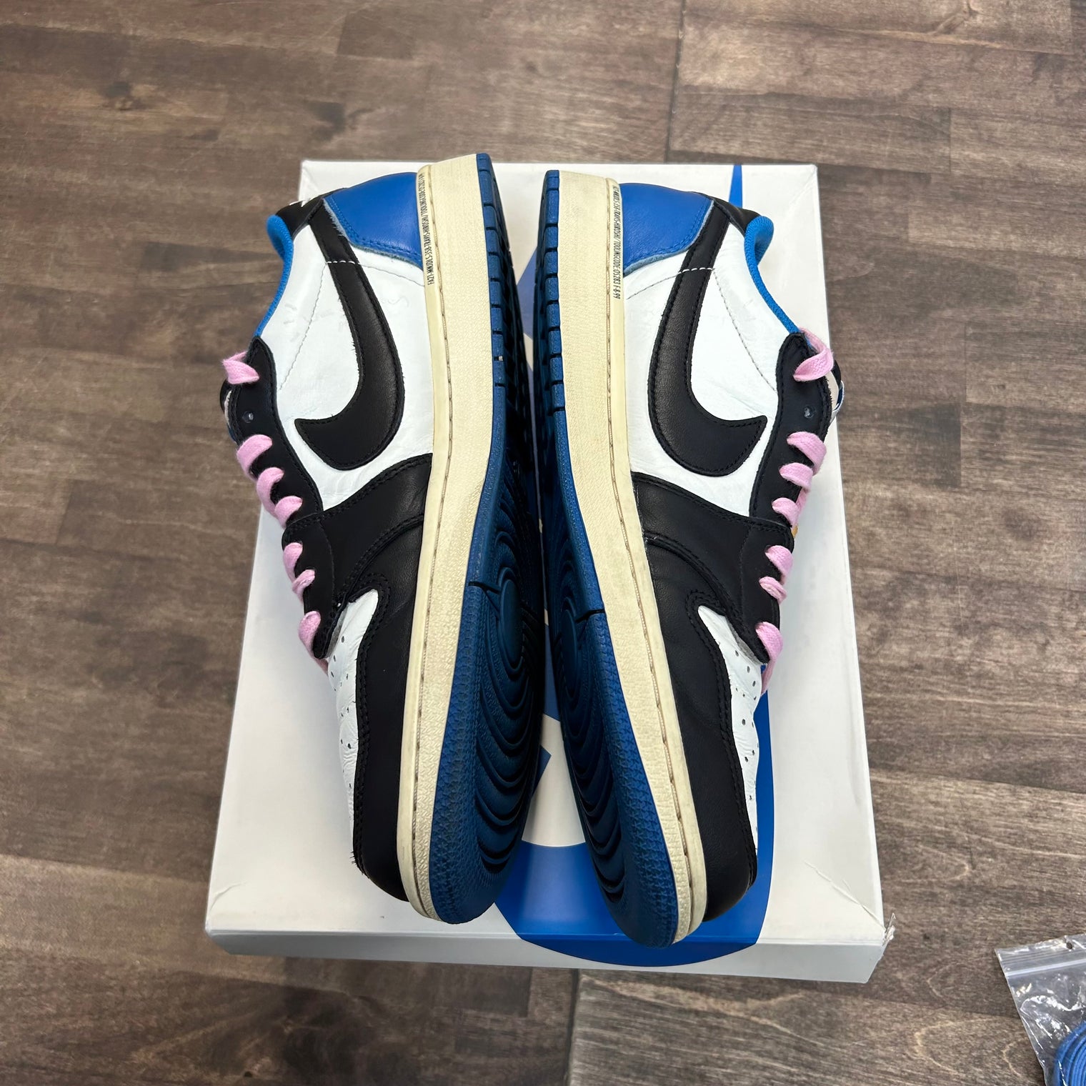 Fragment Travis Scott Jordan 1 Low OG SP (USED)