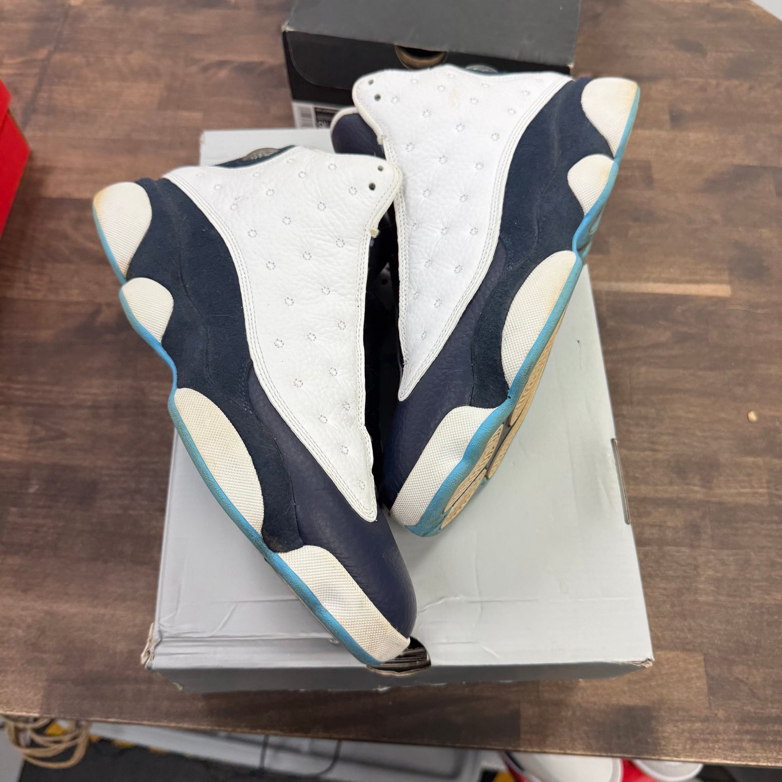 Obsidian Powder Blue White Jordan 13 Retro (USED)