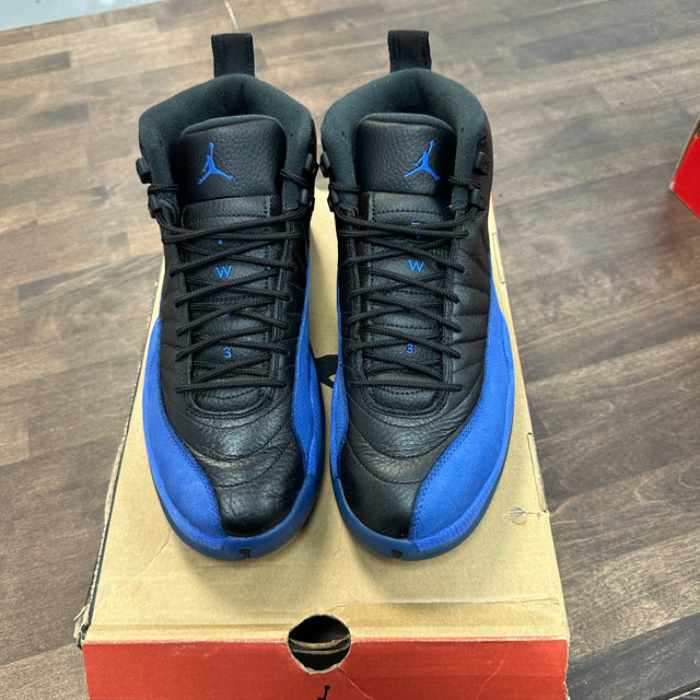 Hyper Royal Jordan 12 (USED)