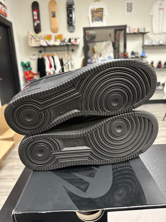 Nike Supreme Air Force 1 Low Black (Used)