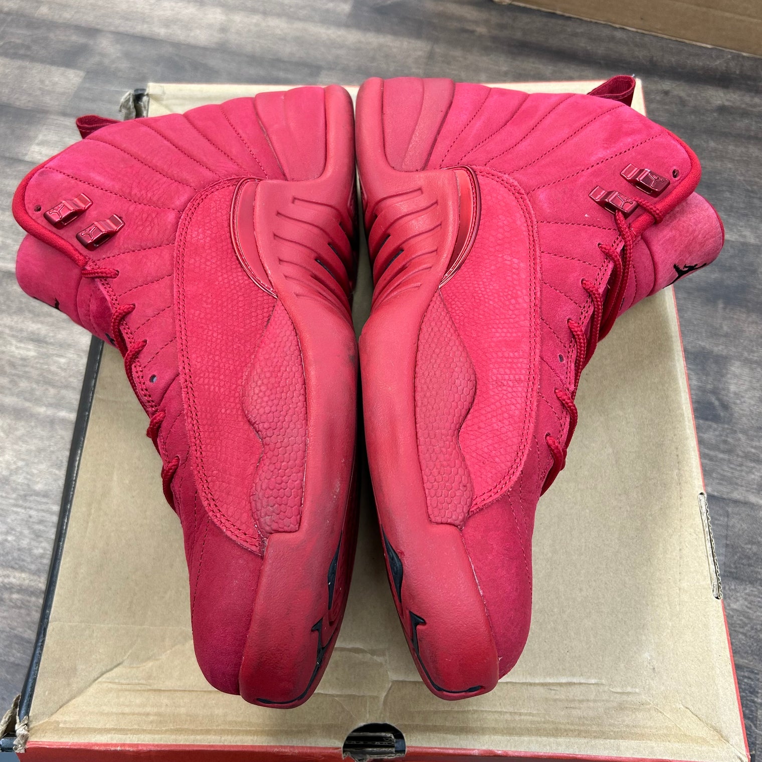 Gym Red Suede Jordan 12 Retro (USED)