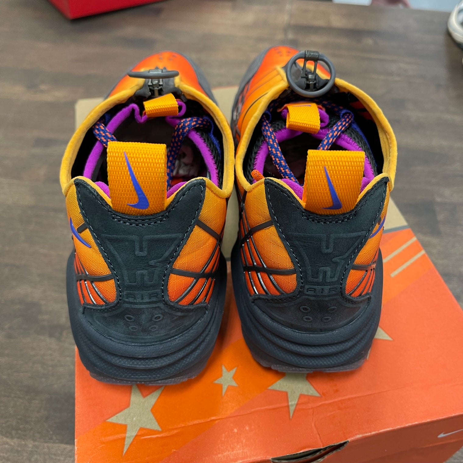 Kids of Immigrants Nike Air Max SNDR (USED)