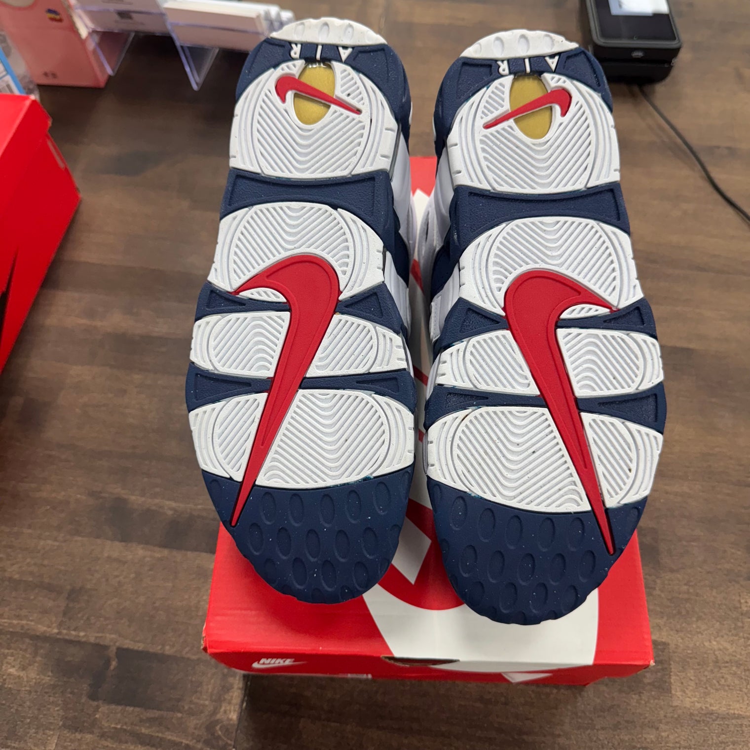 Olympic Air More Uptempo 96 (USED)