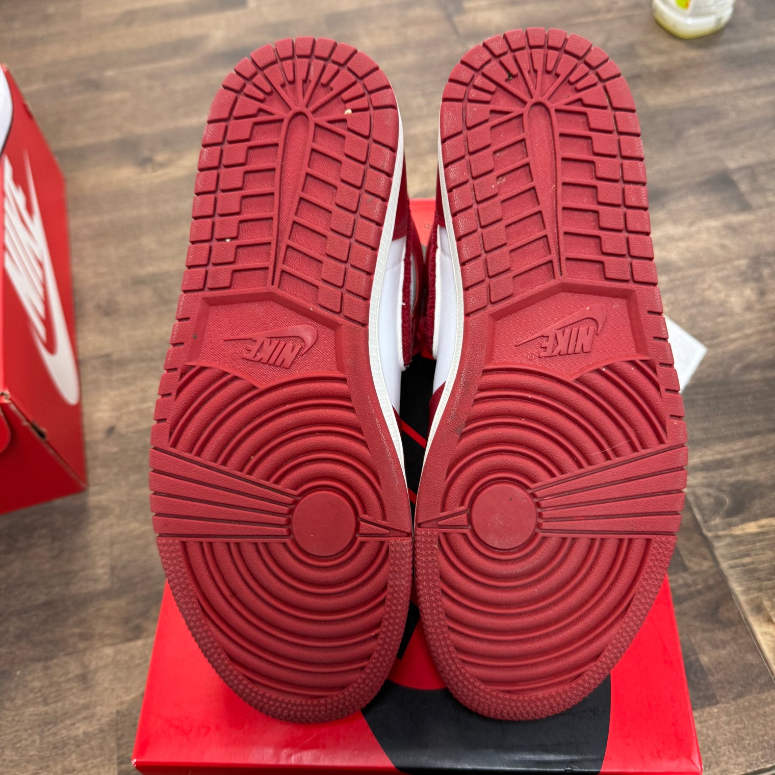 Varsity Red Chenille Jordan 1 High (W) (USED)