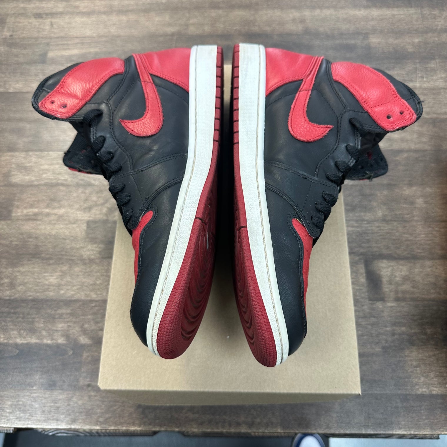 Bred Banned Jordan 1 High (USED,No Box)