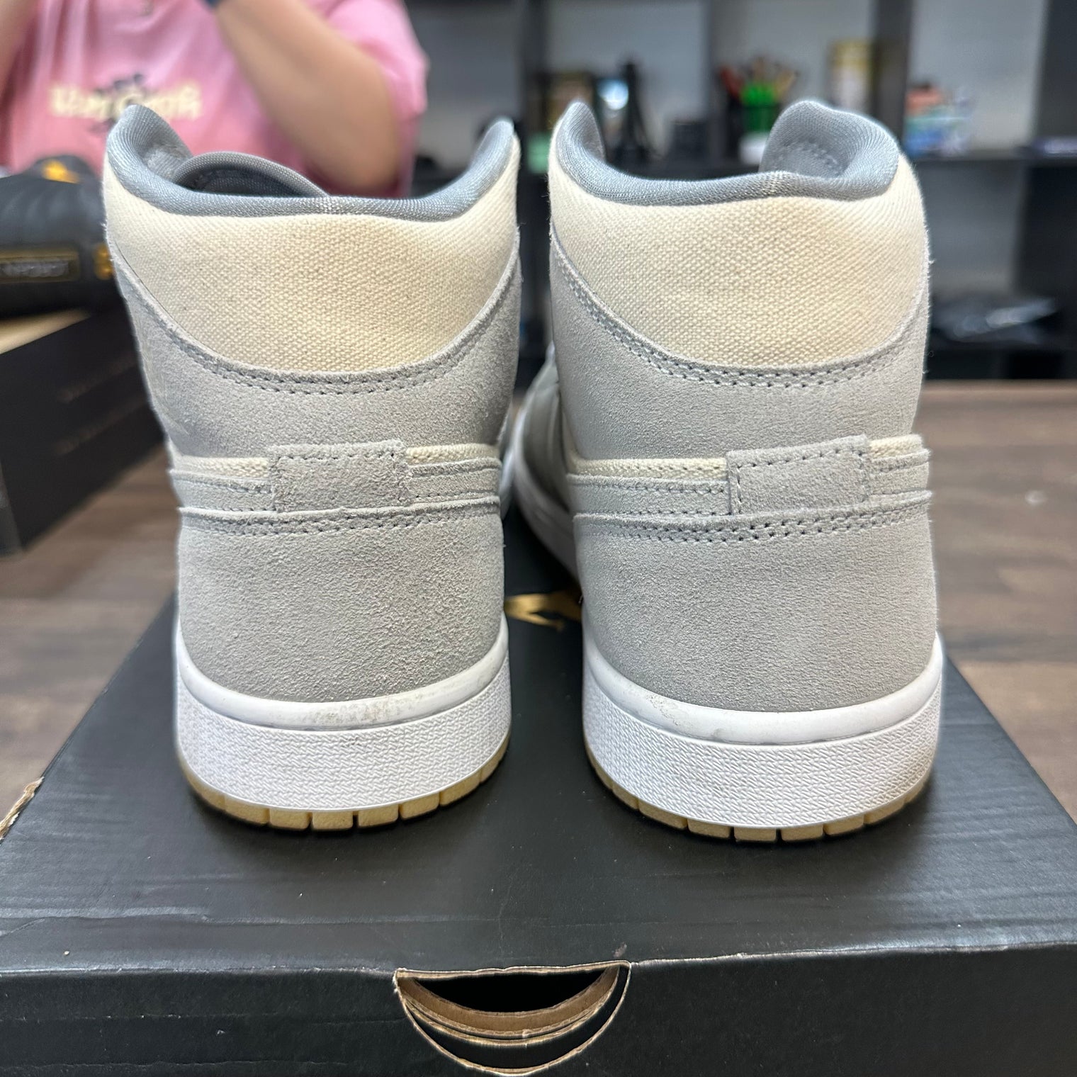 Coconut Milk Jordan 1 Mid (USED)