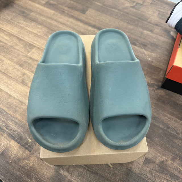 Slate Marine Yeezy Slide (USED,No Box)