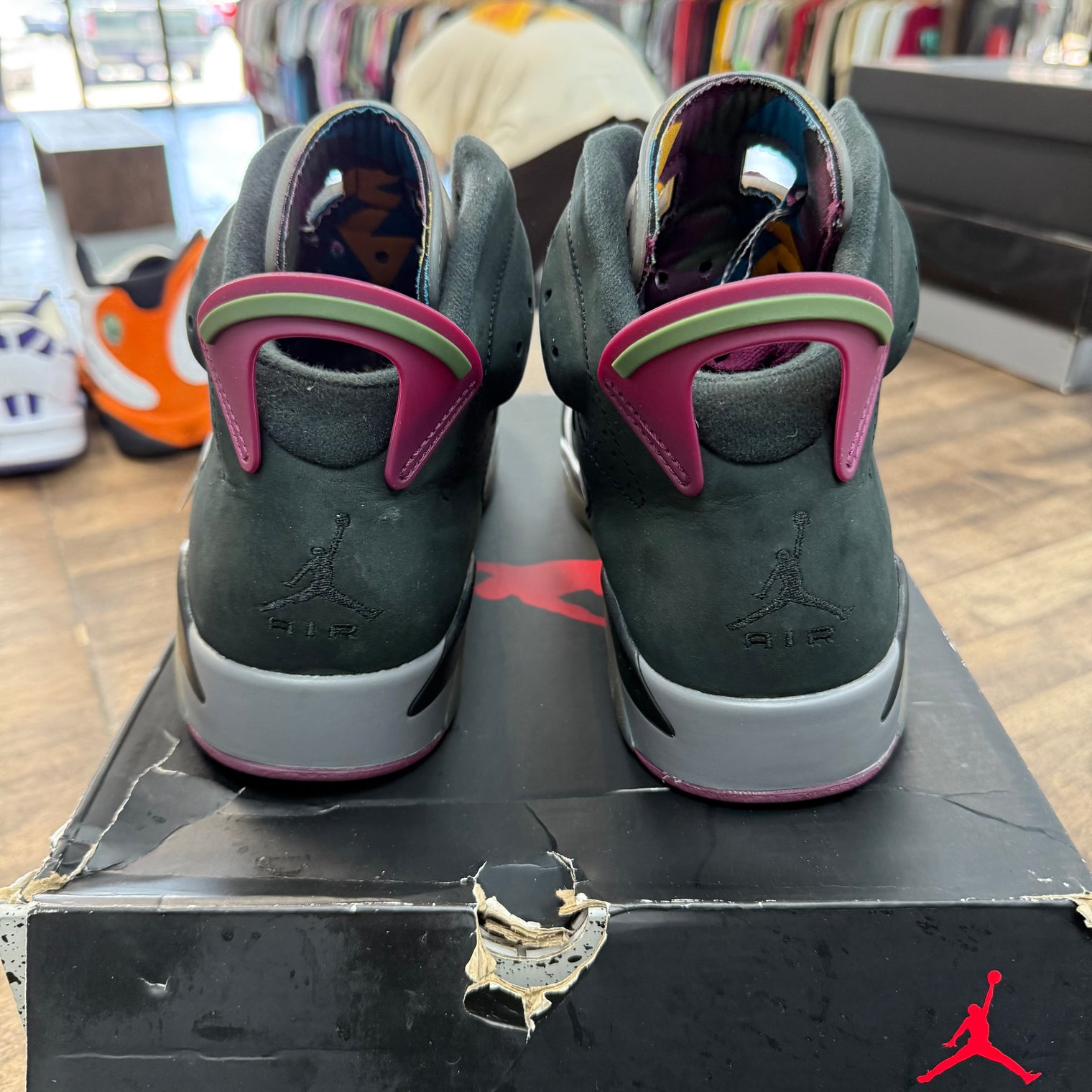 Bordeaux Jordan 6 Retro (USED)