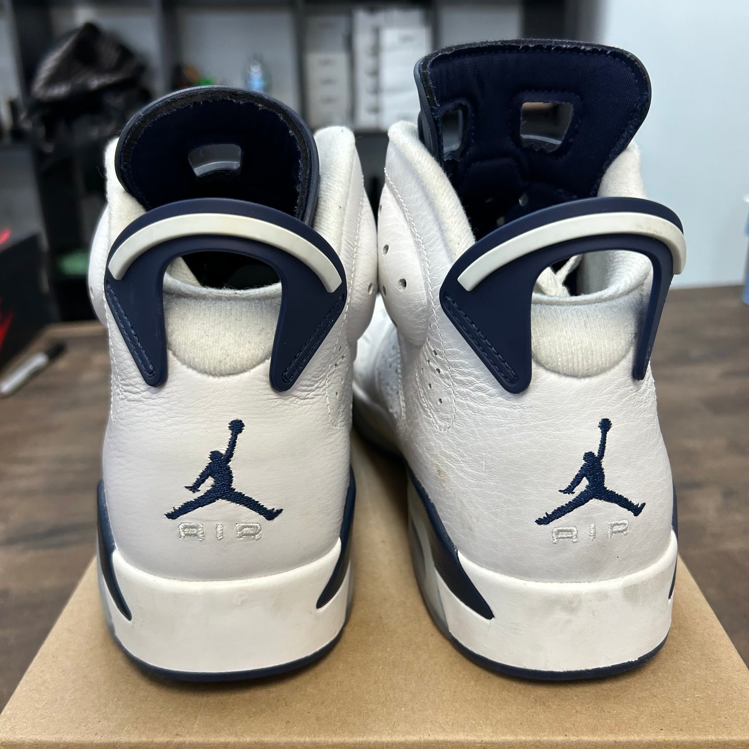 Midnight Navy Jordan 6 Retro (Used, No Box)