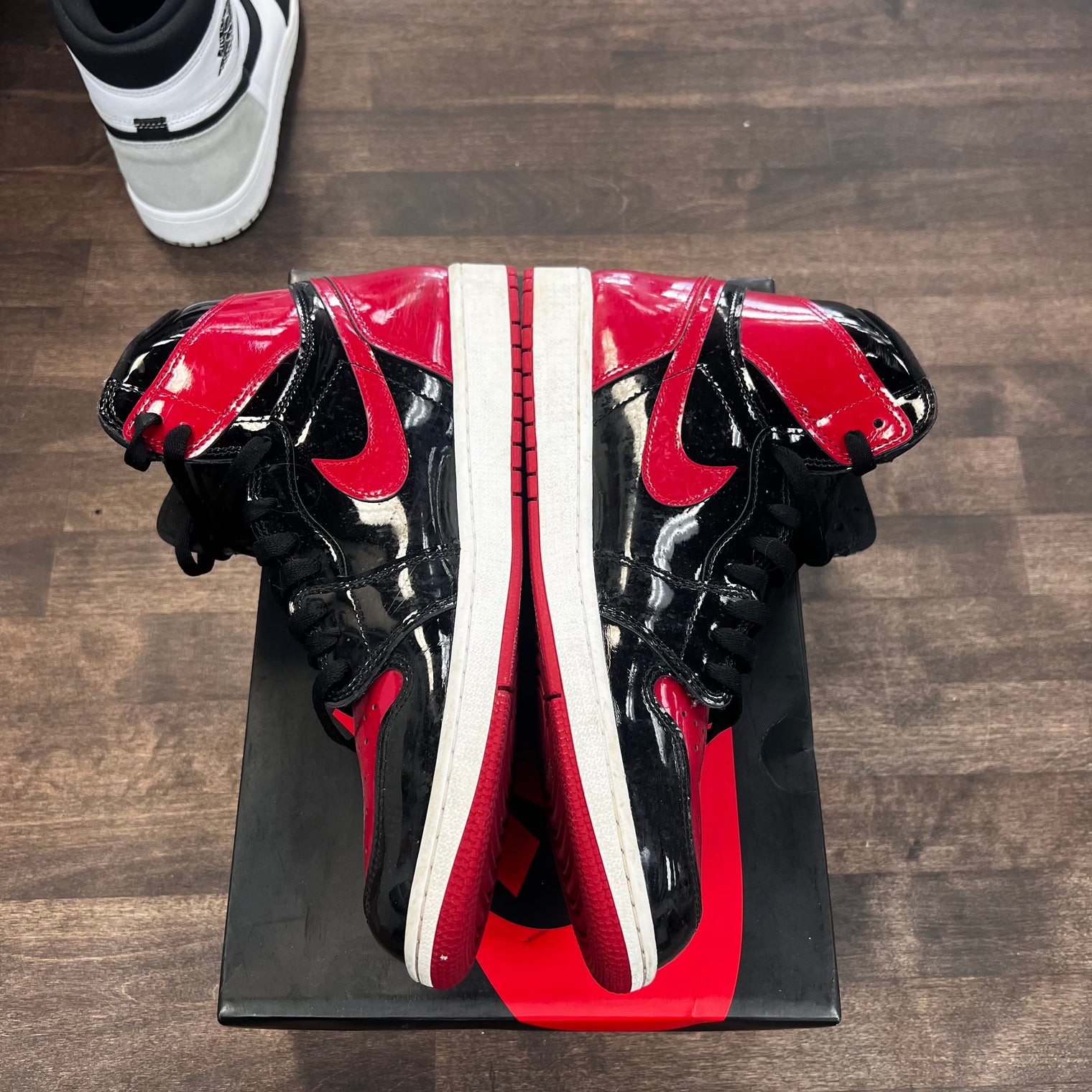 Patent Bred Jordan 1 High (USED)