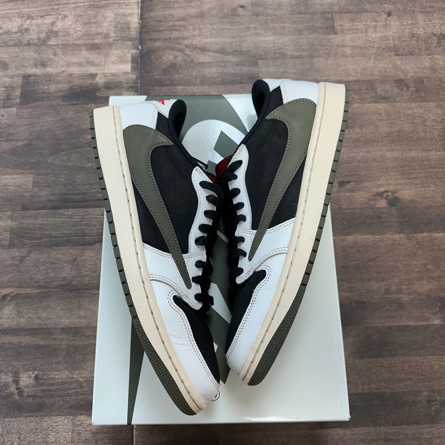 Travis Scott Olive Jordan 1 Retro Low OG SP (W) (USED)