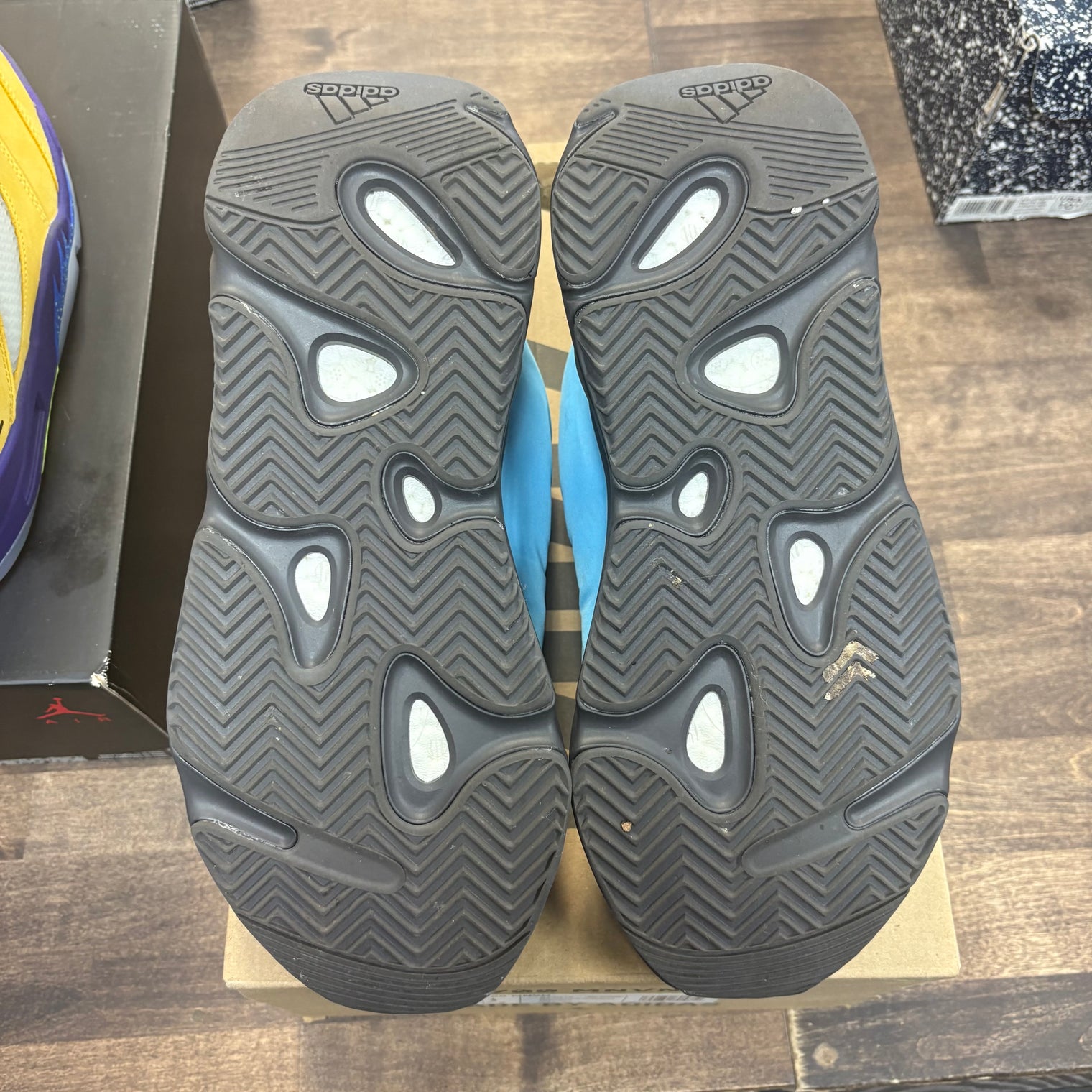 MNVN Bright Cyan Yeezy 700 (USED)