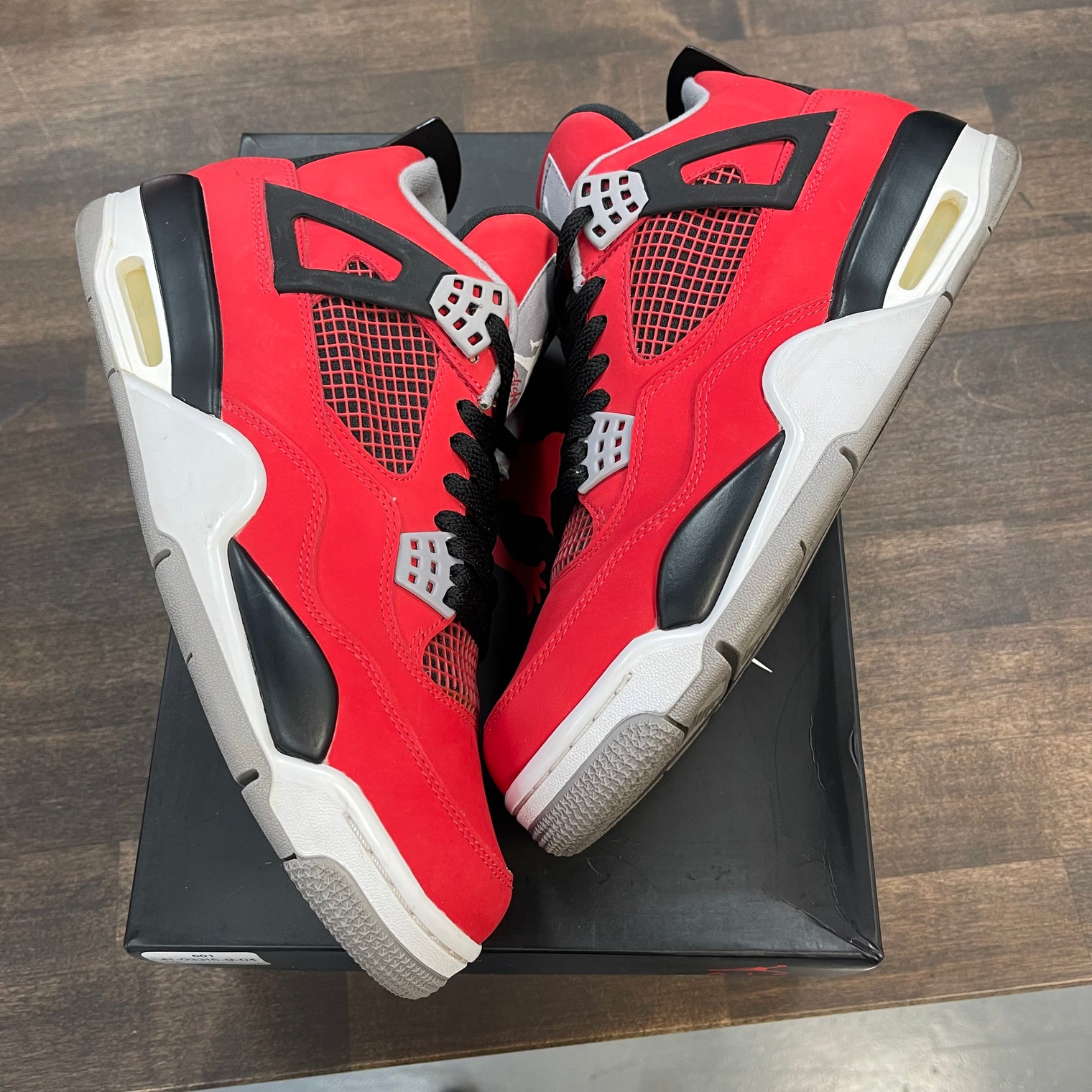 Toro Jordan 4 (USED)