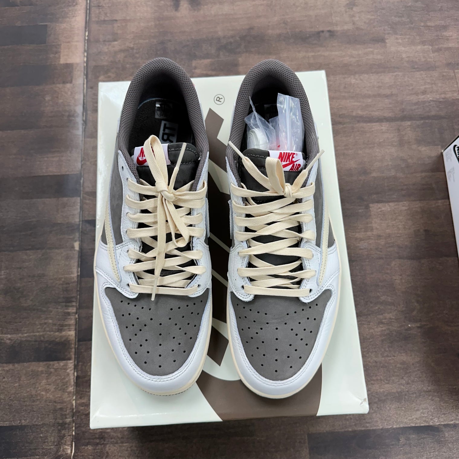 Reverse Mocha Jordan 1 Retro Low OG SP (USED)