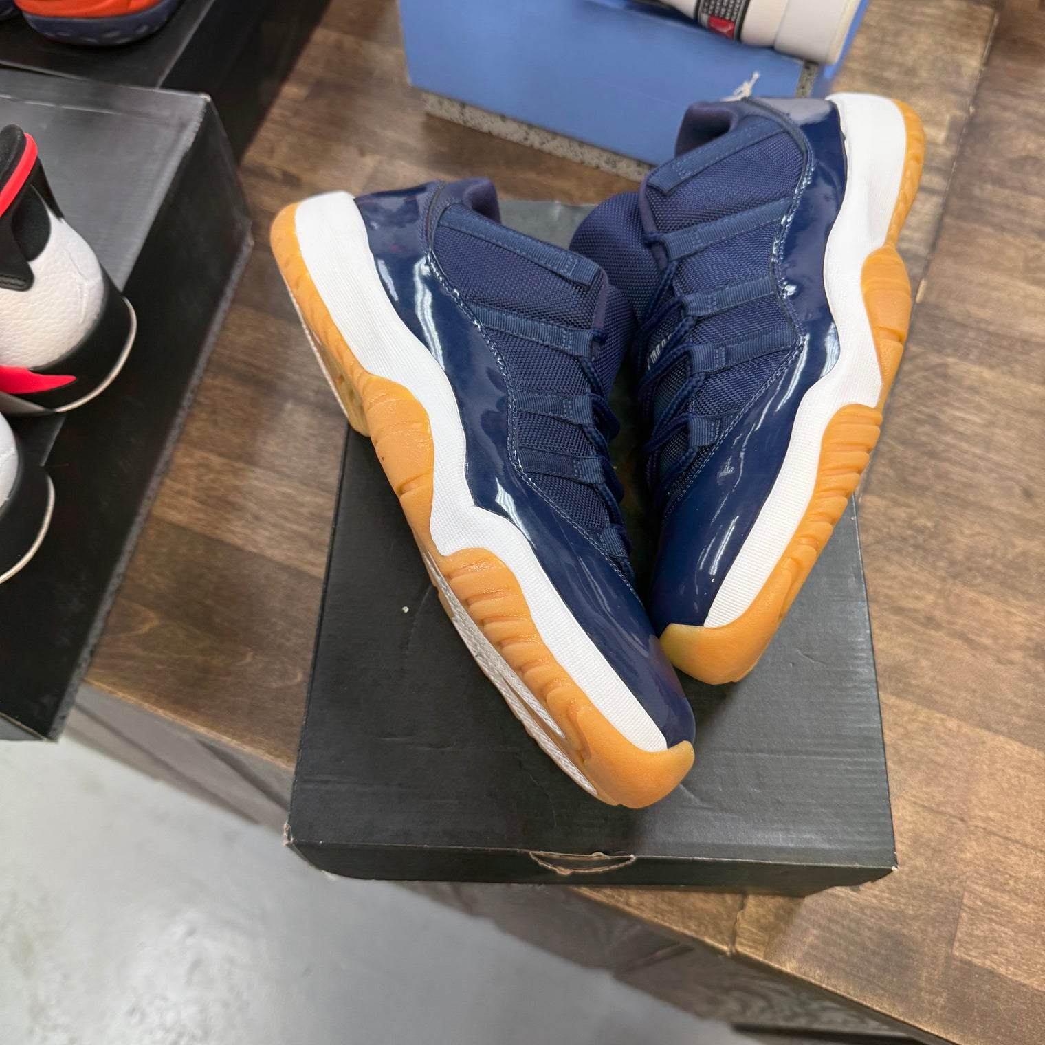 Navy Gum Jordan 11 Low (Used)