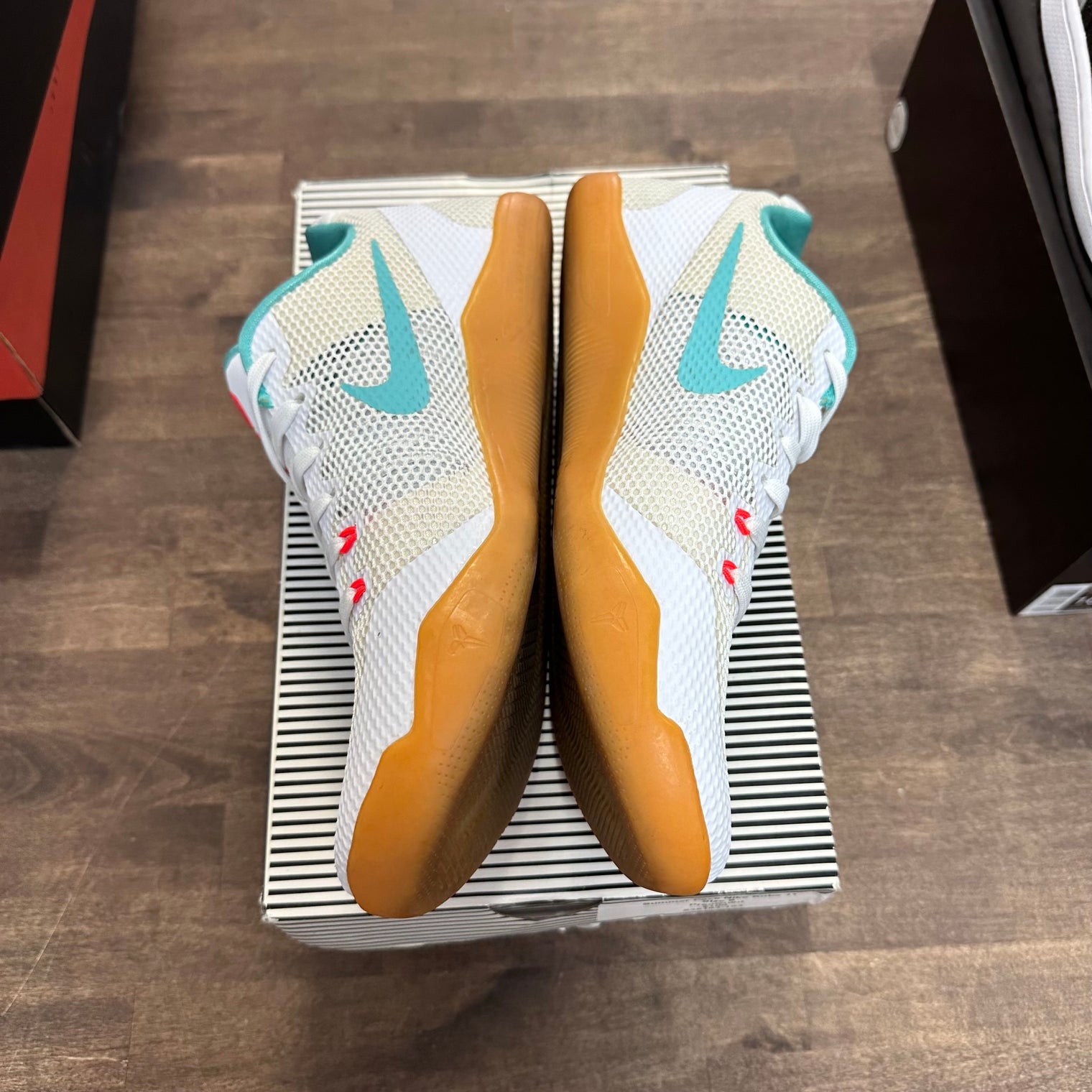 Summer Pack Nike Kobe 11 EM Low (USED)