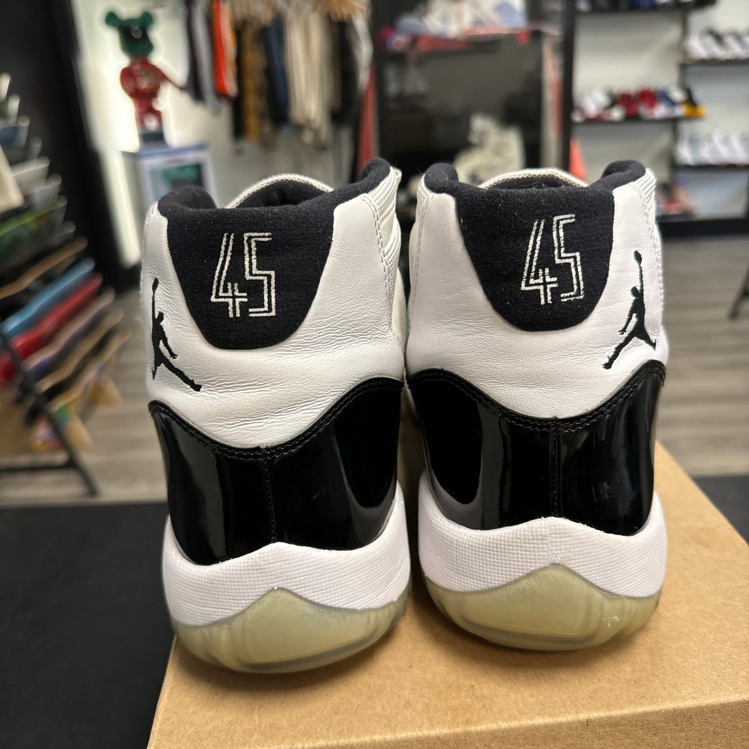 Concord Jordan 11 (USED;NO BOX)