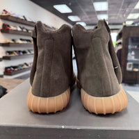 Chocolate Yeezy Boost 750 (USED)