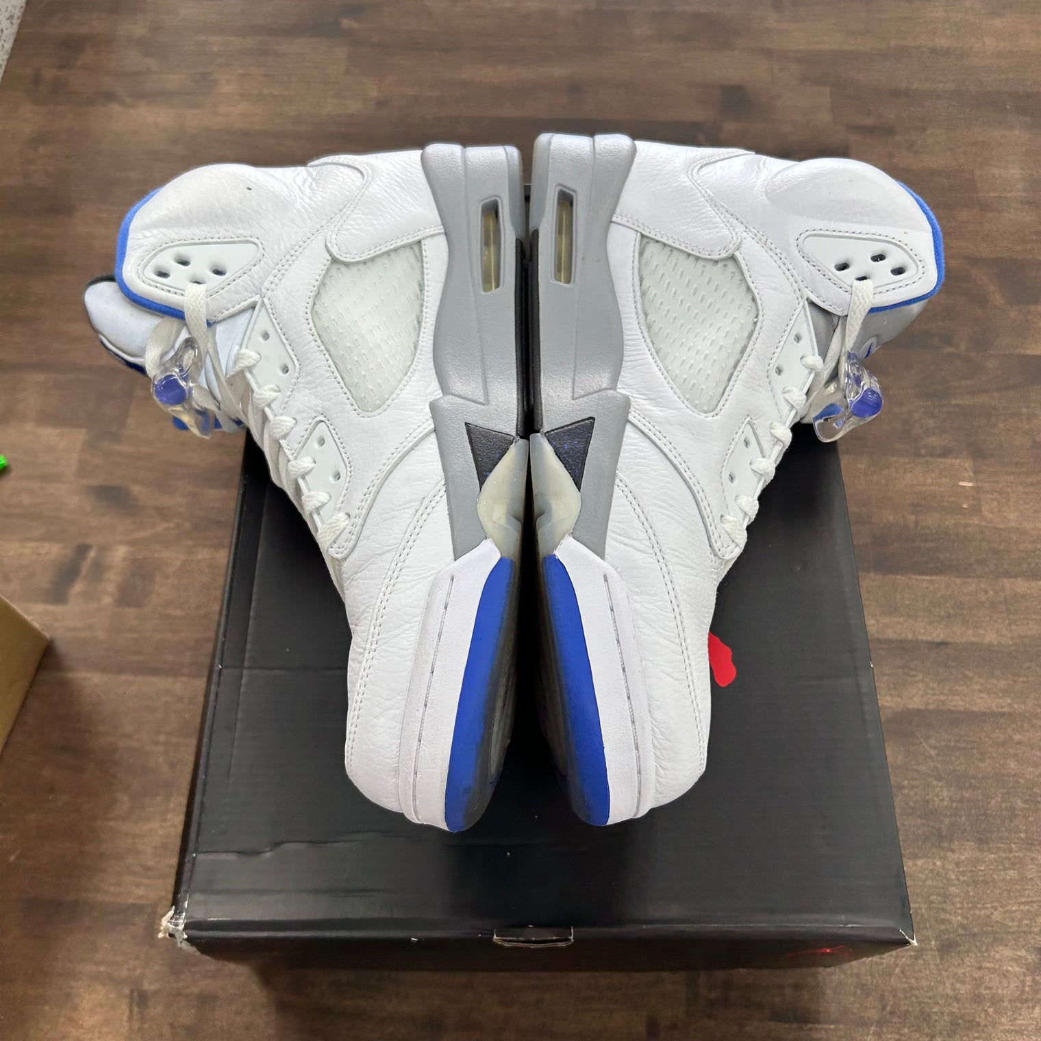 White Stealth Jordan 5 (2021) (USED)