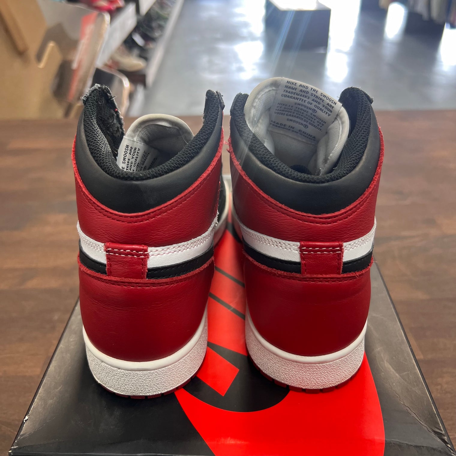 Black Toe Jordan 1 High (USED, No Box)