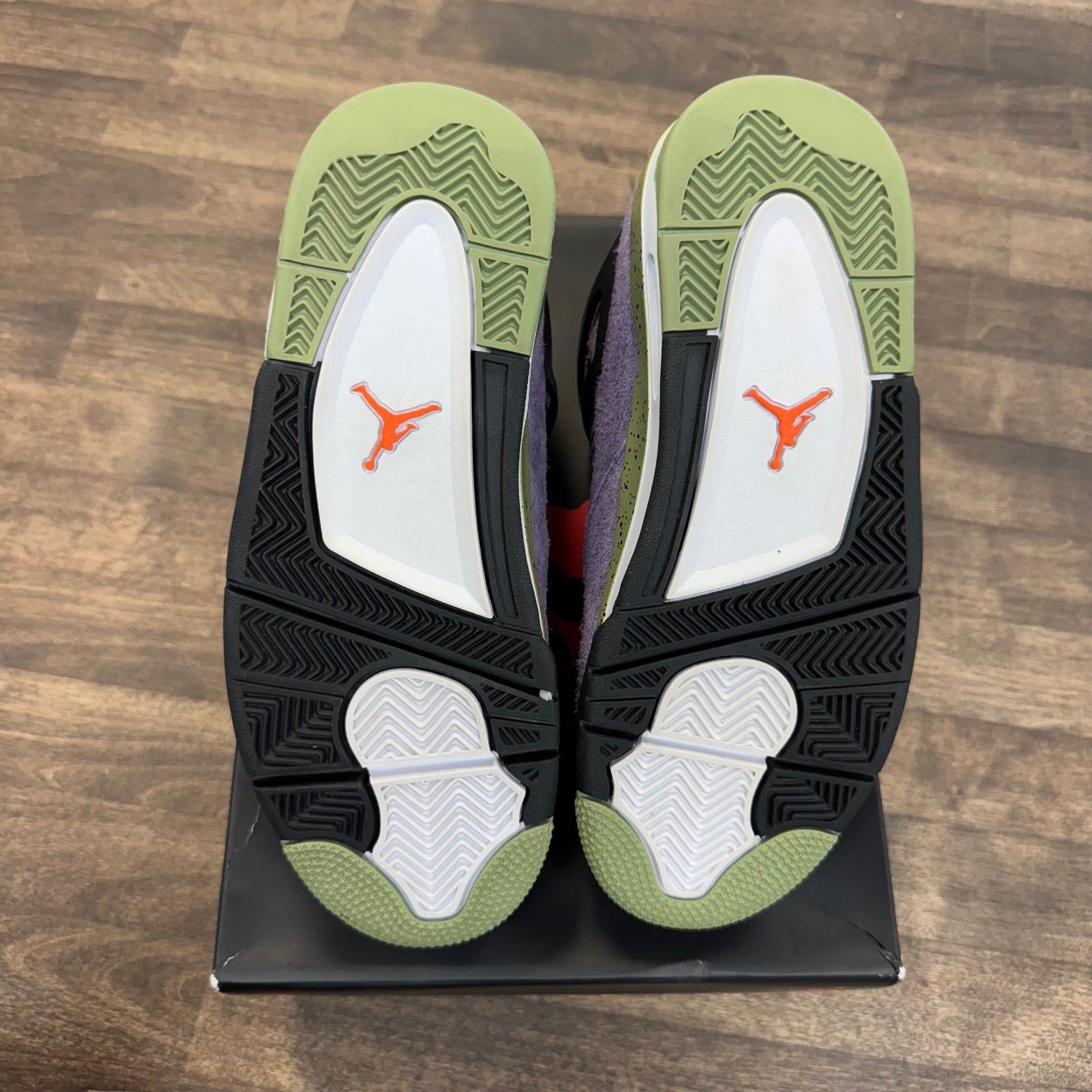(W) Canyon Purple Jordan 4 (USED)