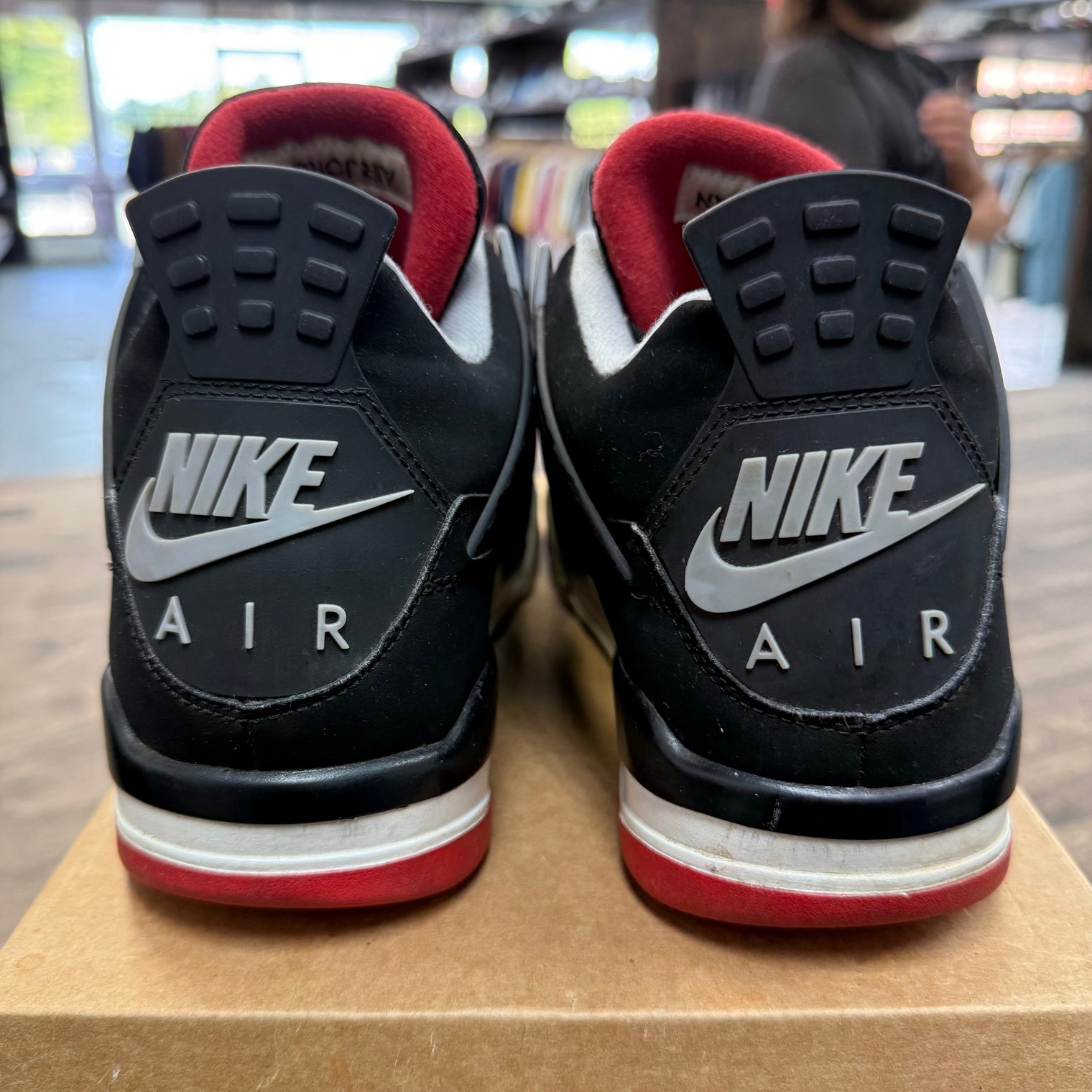 Bred Jordan 4 2019 (USED, No Box)