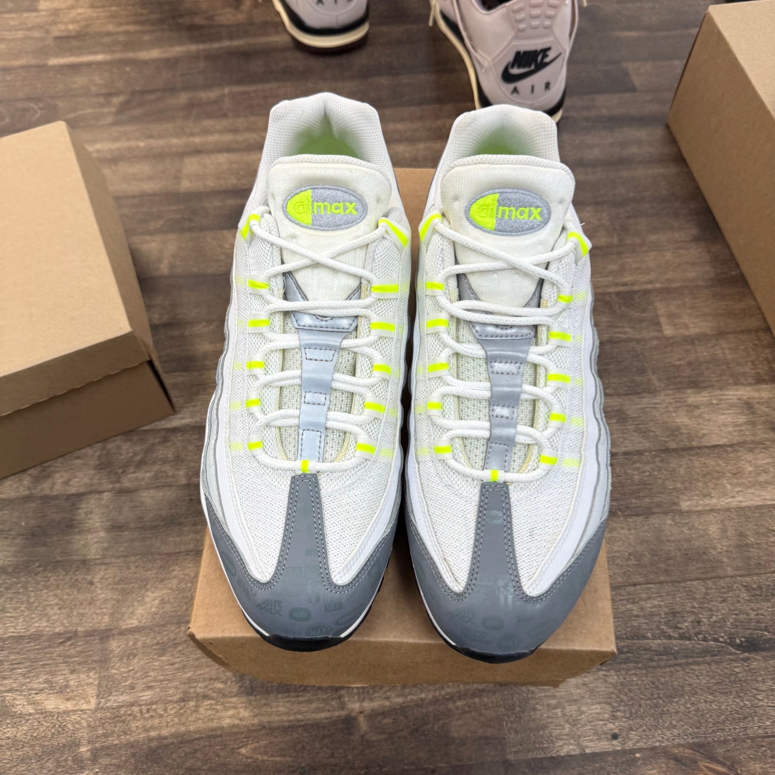 Retro Air Max Logos Nike Air Max 95 (USED, No Box)