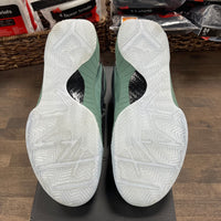 Girl Dad Kobe 4 Protro (USED)
