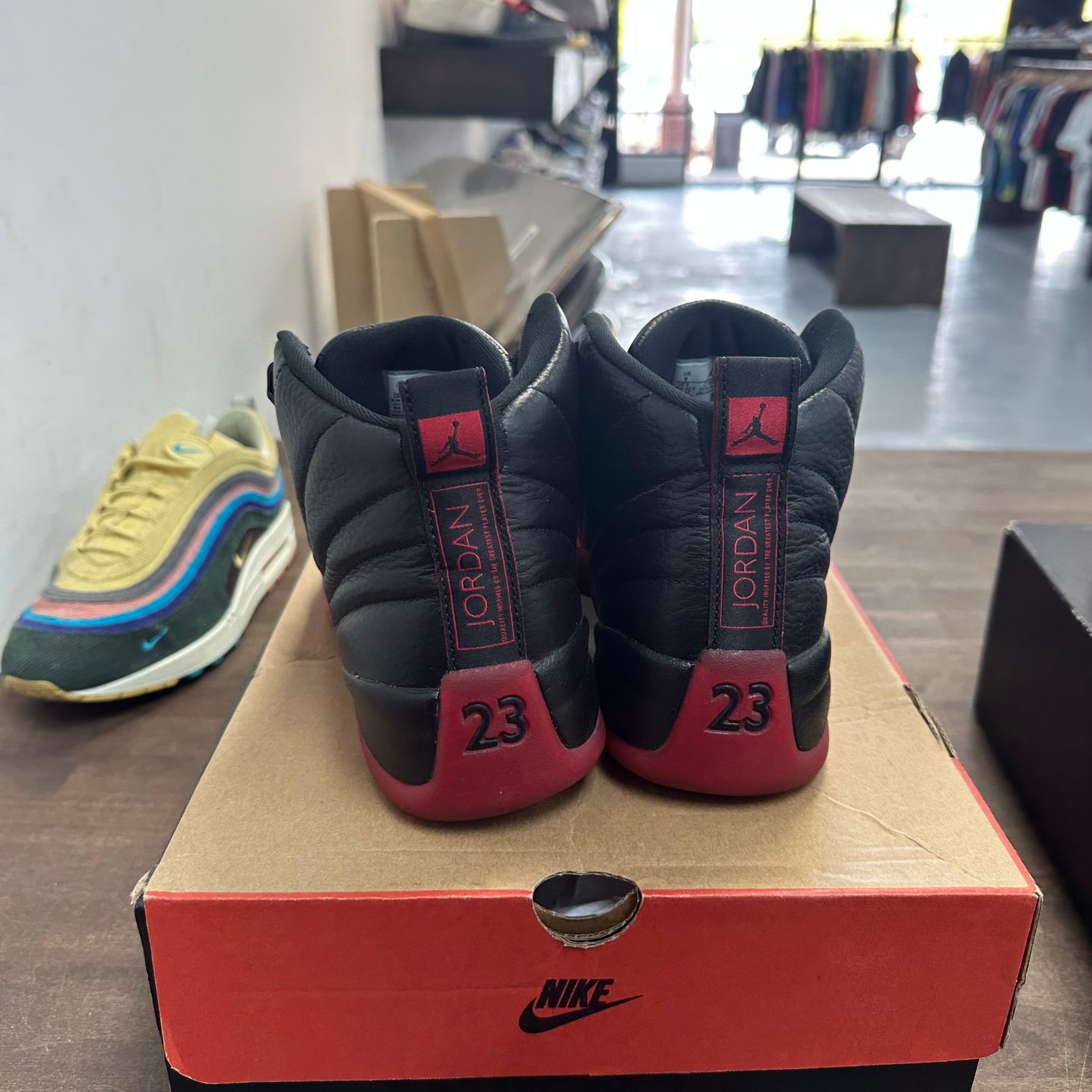 Flu Game Jordan 12 20125 (USED)