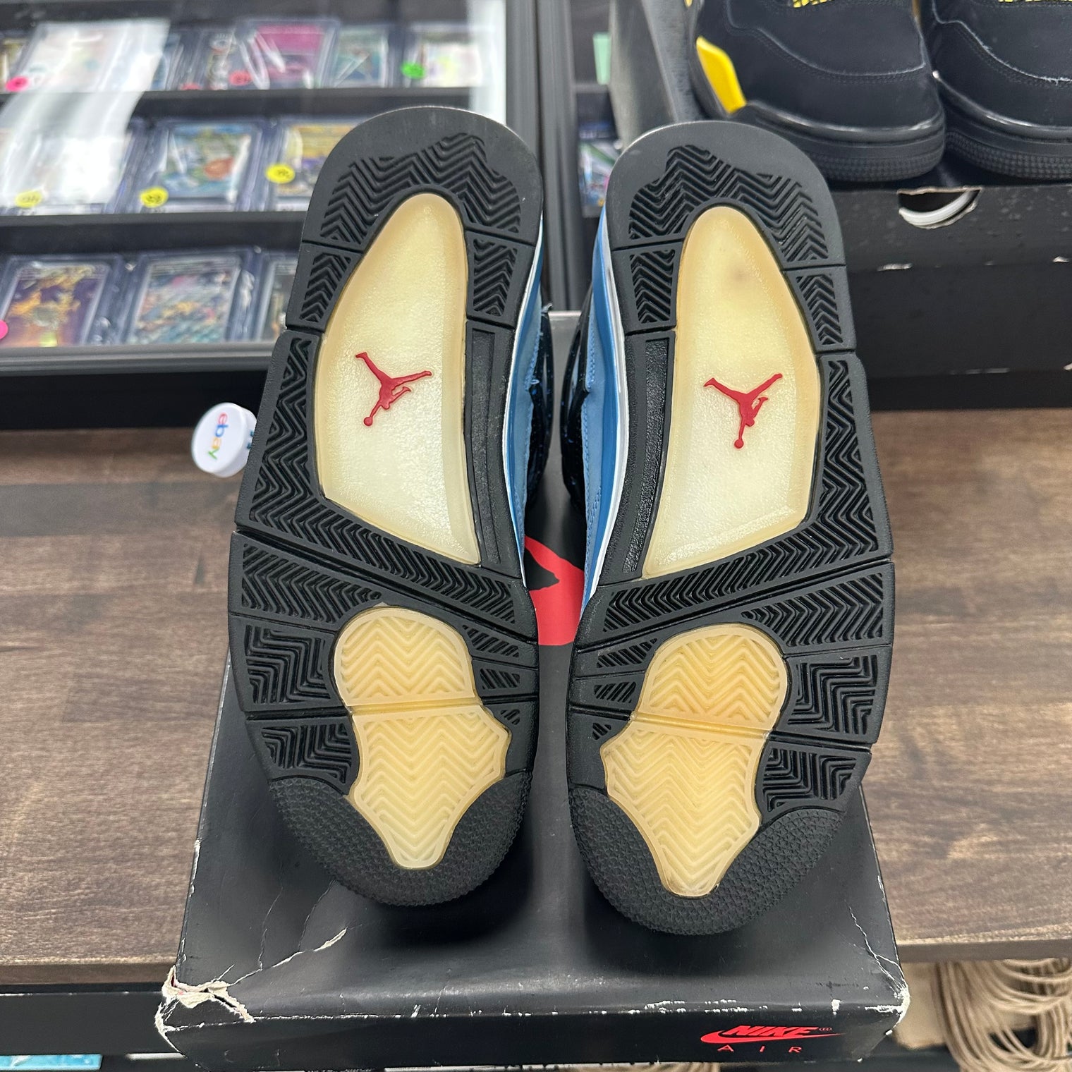 Travis Scott Jordan 4 Cactus Jack (USED)