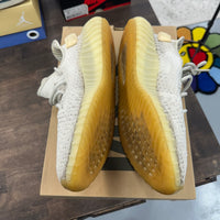 Light Yeezy 350 (USED)