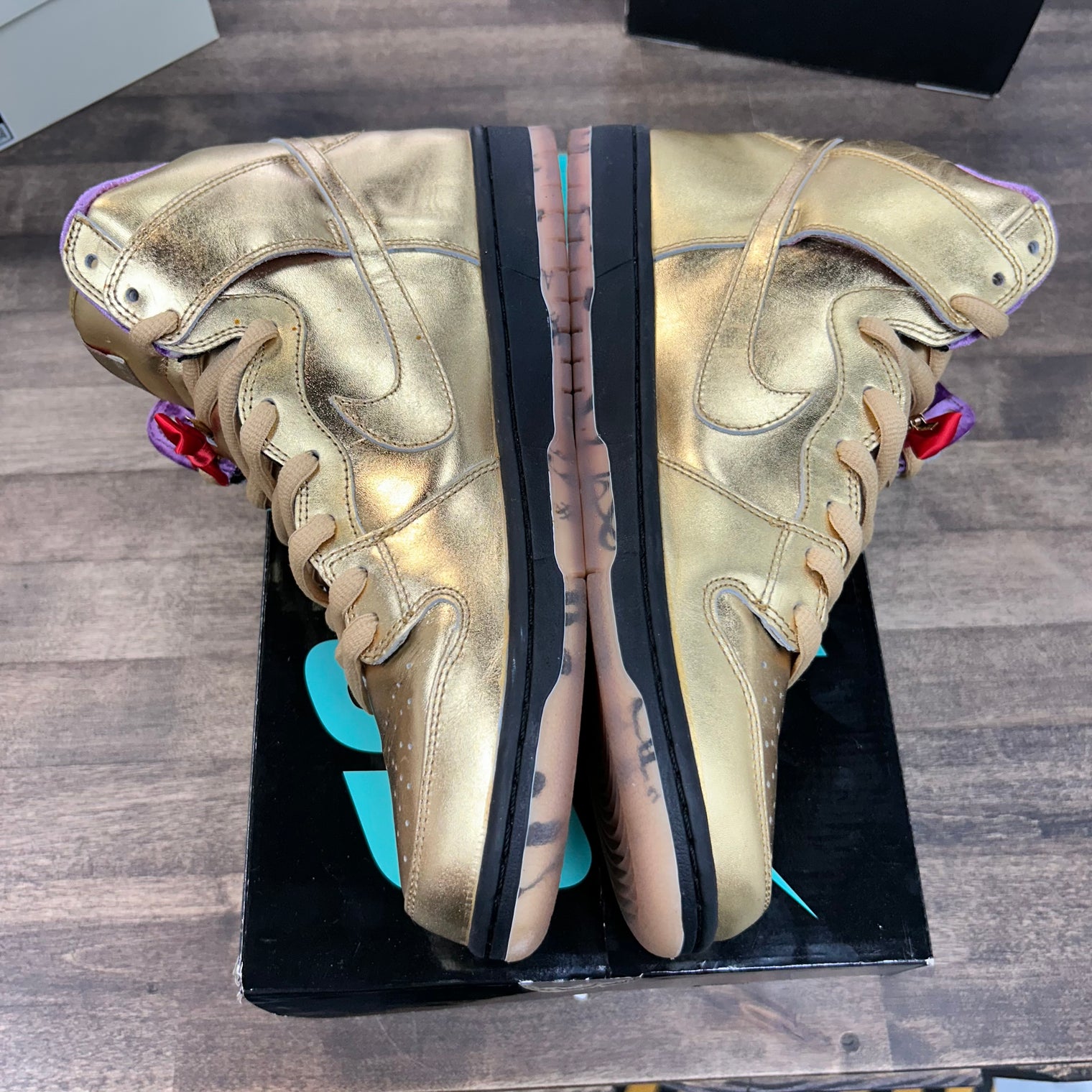 Humidity Nike SB Dunk High (Used)