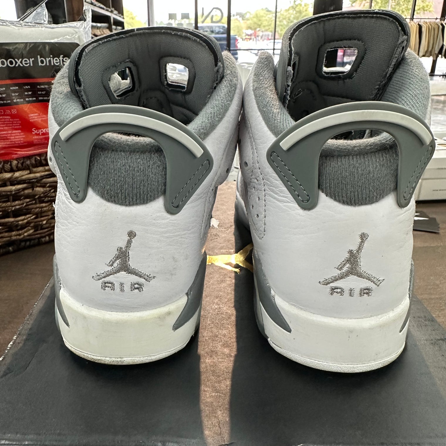 Cool Grey Jordan 6 Retro (GS) (USED)