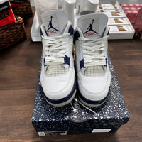 Midnight Navy Jordan 4 (USED)