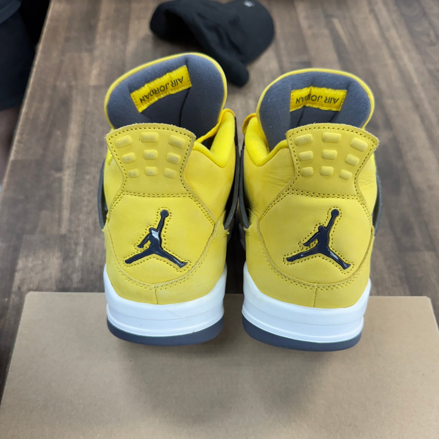 Lightning Jordan 4 Retro (USED, No Box)