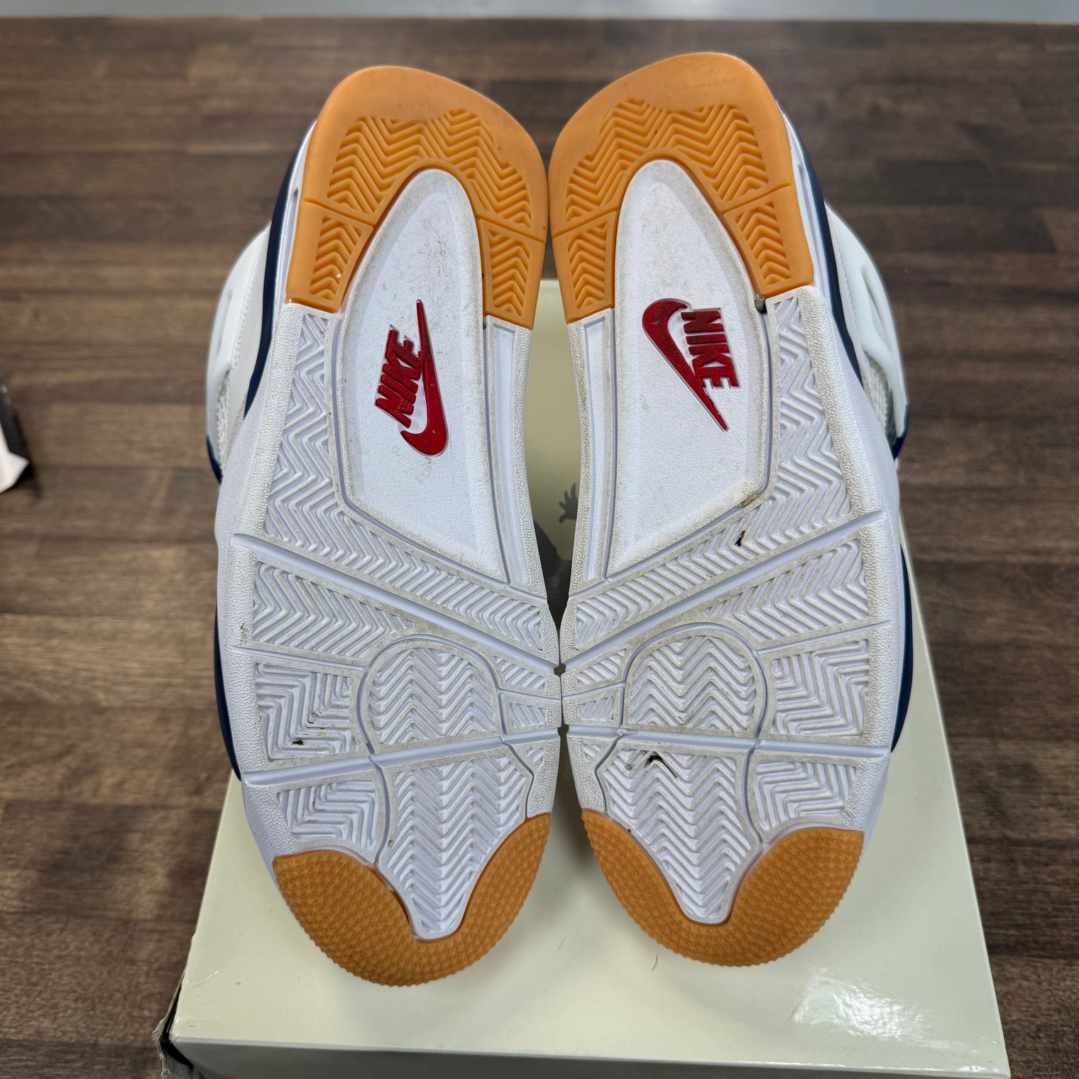 Navy SB Jordan 4 (USED)